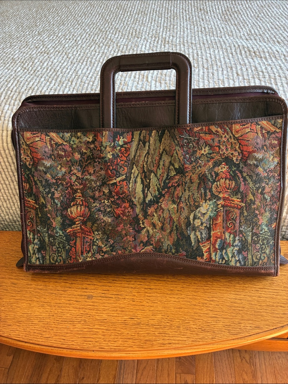Vintage Women’s Tapestry Leather Briefcase for Laptop/Devices, Y2K Classic